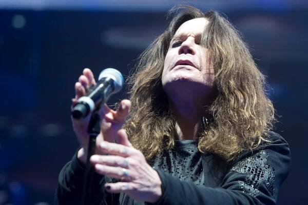 Poslední koncert. Ozzy Osbourne se s Black Sabbath loučil v Birminghamu před 40 tisíci fanoušky