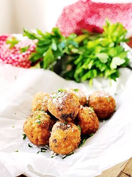 Mushroom Risotto Arancini | herlongwayhome