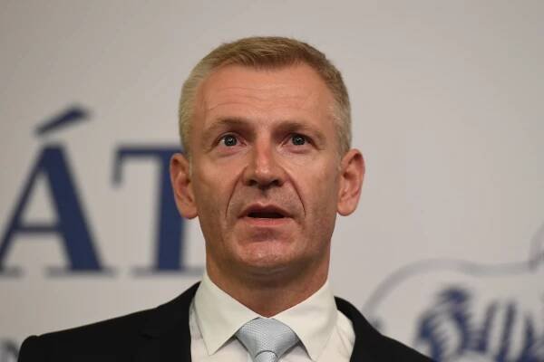 Senátor Hraba: Jsem konzervativní člověk, se STAN se názorově rozcházím od koalice s Pirátskou stranou