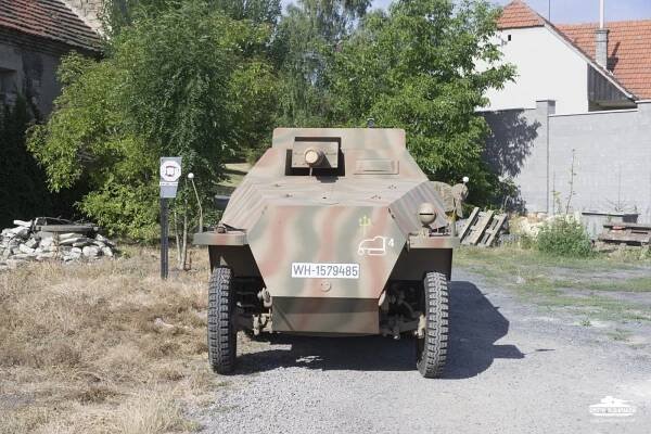 OT-810 to Sd.Kfz. 251/9 ausf D «stummel» CONVERSION — Dmitry Bushmakow Restoration