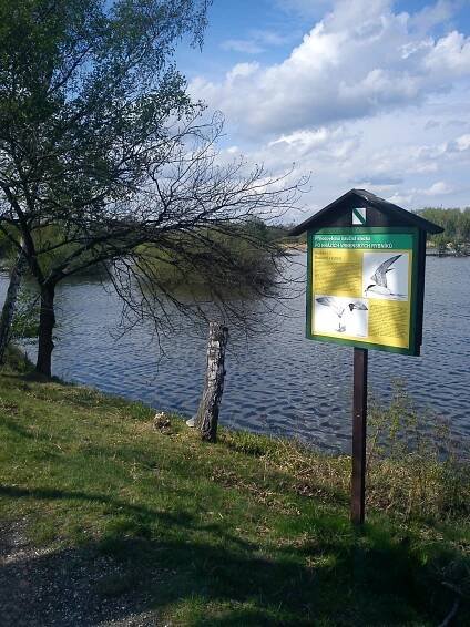 Přírodovědná naučná stezka Po hrázích Vrbenských rybníků