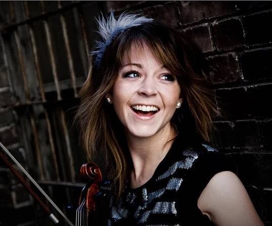 Lindsey Stirling Biography - Facts, Childhood, Family Life & Achievements