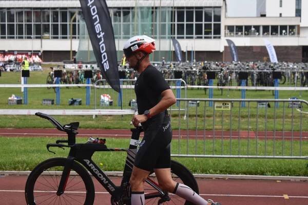 Slavný triatlonový závod Ironman 70.3 se vrací do Hradce