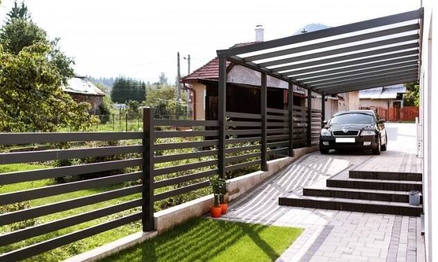 Designový hliníkový plot Line - moderní plotový systém | Sunsystem.cz