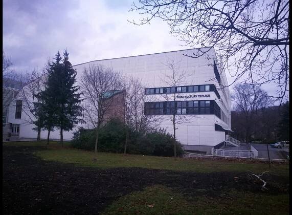DŮM KULTURY TEPLICE – Architektura 489