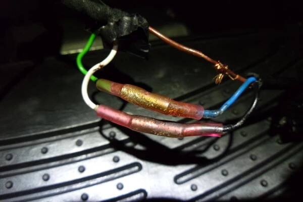 Svítí kontrolka Airbagu - Strana 6 - Elektrika - ŠKODA Forum - SKODAHOME.cz