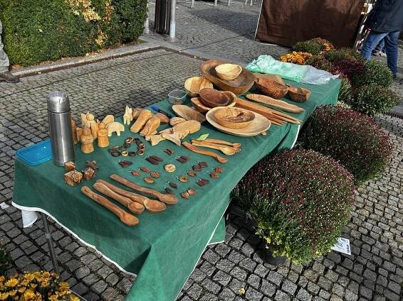 V Sušici v sobotu vrcholily farmářské trhy, k mání bylo ovoce, víno i džemy