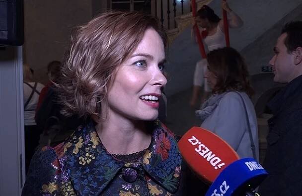 Herečka Zuzana Šulajová: Už je čas být zase mezi dospělými - iDNES.tv
