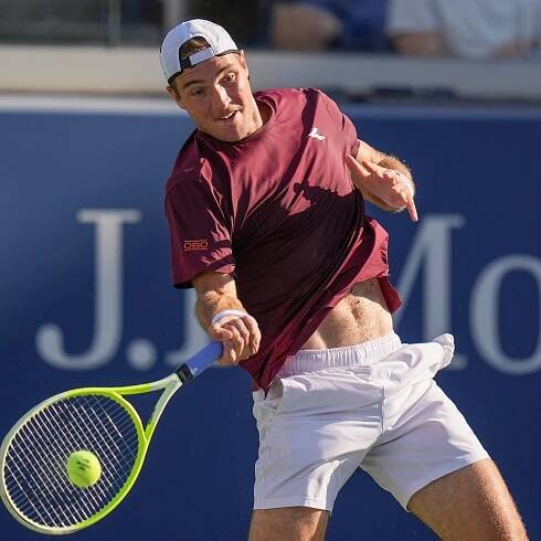Jan-Lennard Struff in Aktion gegen den US-Amerikaner Frances Tiafoe