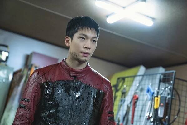 Wi Ha Joon propadl kouzlu K ze seriálu Bad and Crazy a s Lee Dong Wookem má dokonalou chemii - Asianstyle