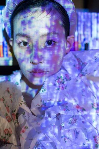 南 沙良 写真
