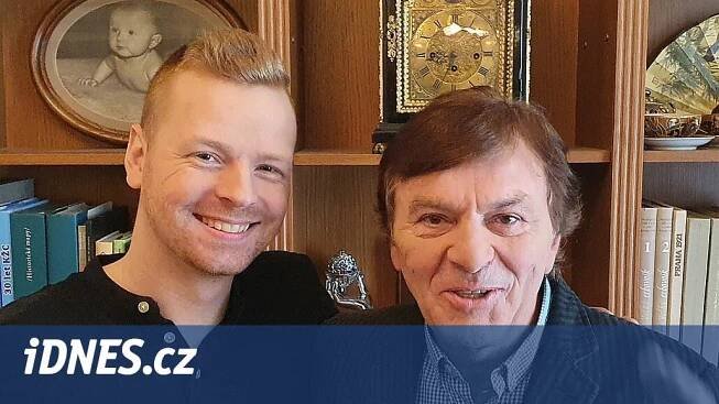 Šikana na škole i kvůli slavnému otci. Trávníčkův syn promluvil o dětství - iDNES.cz