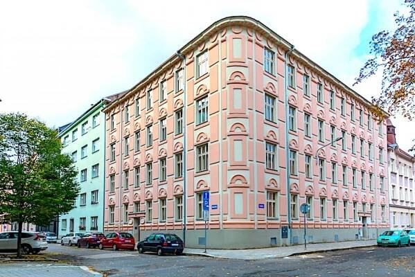 Chcete bydlet v centru? Ostrava nabízí k nájmu opravené byty, cena začíná na 100 kč za metr