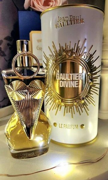Gaultier Divine Le Parfum Jean Paul Gaultier pro ženy