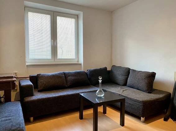 PREDANÉ Na predaj 3 izbový byt, Bratislava, Nové Mesto, Vajnorská ulica » CAFE Reality