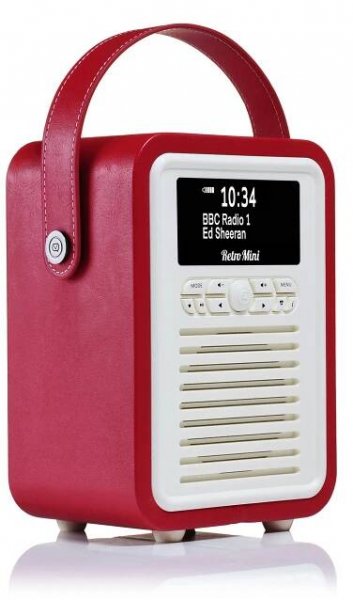 The MYVQ Retro Mini is one of the world’s most popular DAB/DAB+ Digital Radios. With comprehensive radio functionality, Bluetooth streaming, and vintage style in a choice of colours and designer prints.