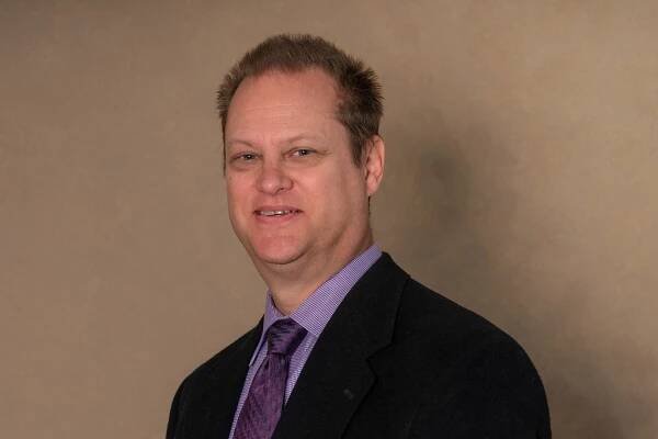 21CEA_New_Headshots_Dr_Jones_Wide-1-min