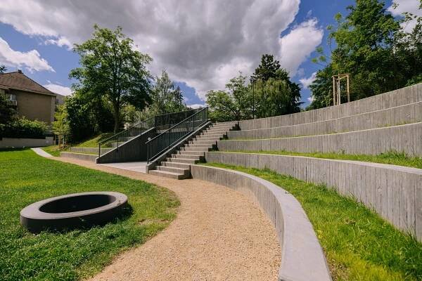 Praha 5 otevřela nový park Na Pláni | MČ Praha 5