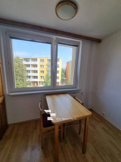 Pronájem nezařízeného bytu 3+1 70 m2 s balkonem, Brno - Slatina | RealityMIX