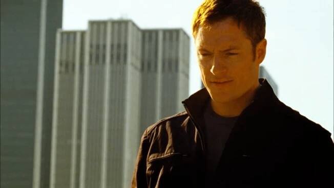 Myšlenky zločince - Tahmoh Penikett