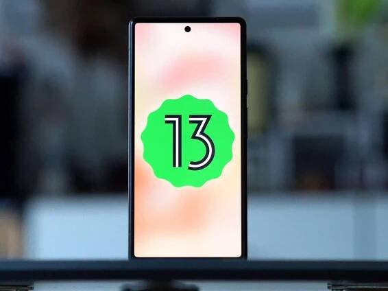 Android 13 is now rolling out to Google Pixel phones