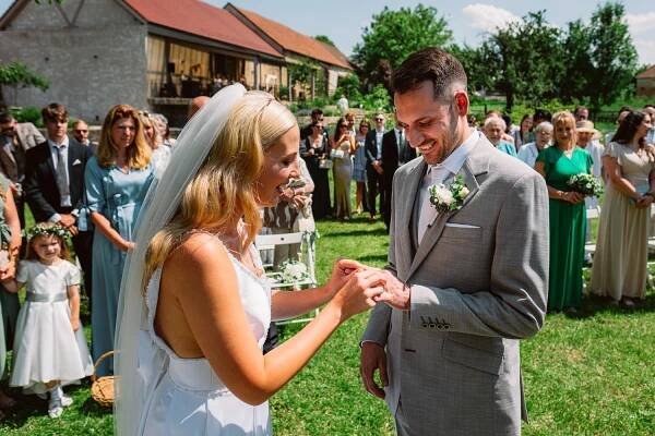 Svatba Statek Šemíkovice - svatební den Silvie a Davida — Fotograf Pavel RybníčekSvatební a rodinný fotograf z Vysočiny