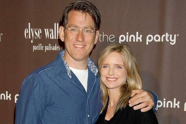 Melrose Place Star Courtney Thorne-Smith Files for Divorce from Roger Fishman After 18 Years of Marriage