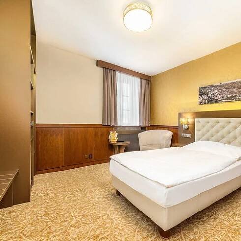 Hotel Zlatá hvězda Třeboň | Hotely.cz