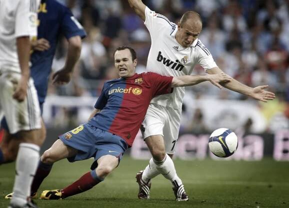 Iniesta/Robben football