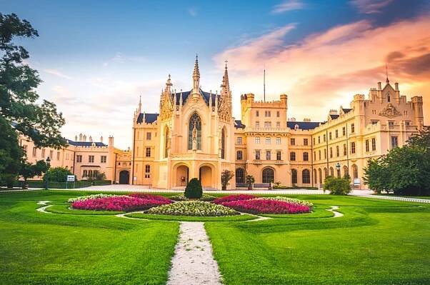 Tipy na hrady a zámky v Česku, ktoré sú len kúsok od hraníc