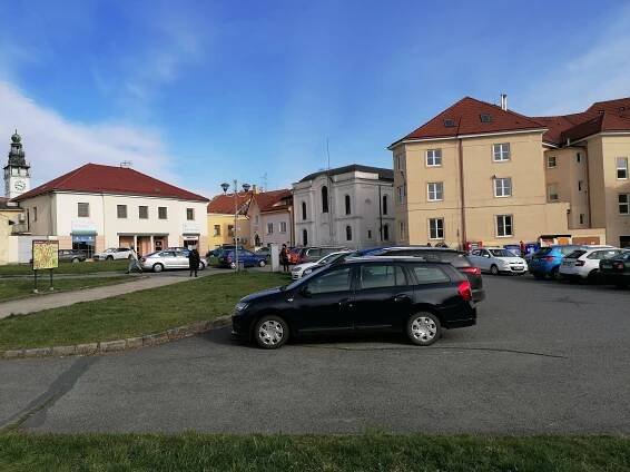Parkovací dům pro stovky řidičů ve Vyškově: město zvažuje prostor blízko centra