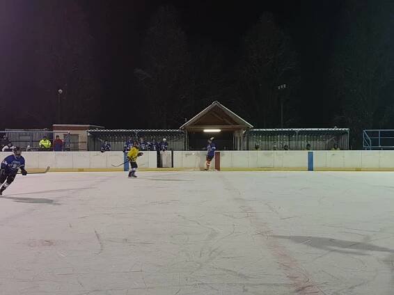 Společně s SK Žamberk jste pomohli vystavit zimní stadion | Donio