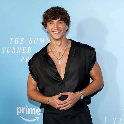 Gavin Casalegno Knows How You Feel About Him on ‘The Summer I Turned Pretty’