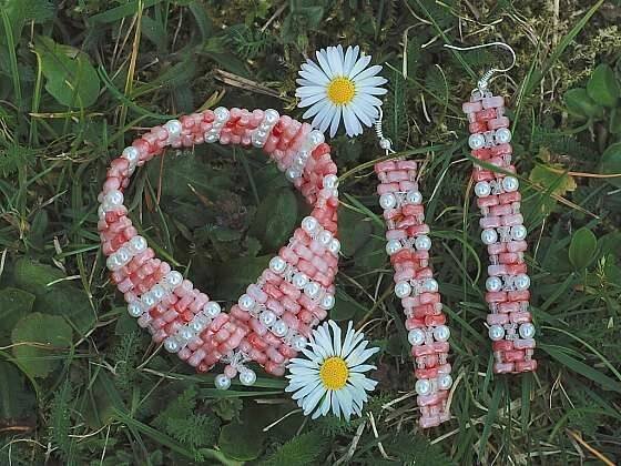 Vyrobte si korálkové náušnice, vhodné pro každou příležitost