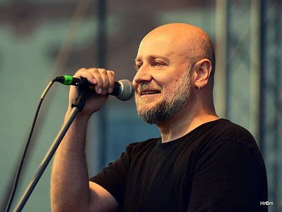 V Poličce slavili čtvrtstoletí festivalu, Dalibor Janda bavil historkou, hráli i Miro Šmajda nebo Děda Mládek Illegal Band