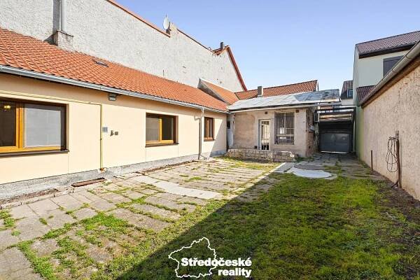 Prodej pozemku, 1 209 m2 - Čelákovice | Reality.iDNES.cz 