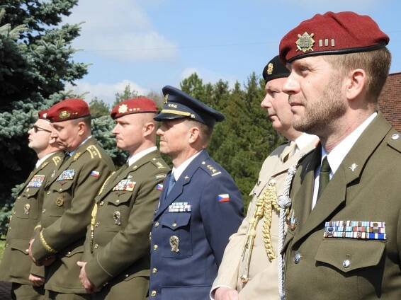 Na Řád Bílého lva byl nominován brigádní generál František Moravec z Čáslavi
