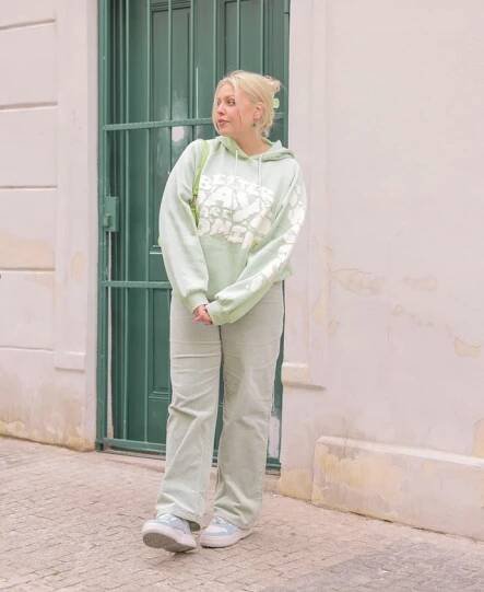 FOTO: Anežka Chudlíková inspiruje i svými outfity. – stránka 3