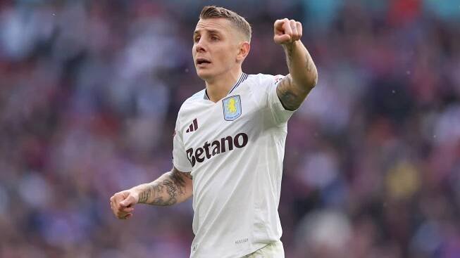 Atletico Madrid keen on Lucas Digne if Andrew Robertson move fails