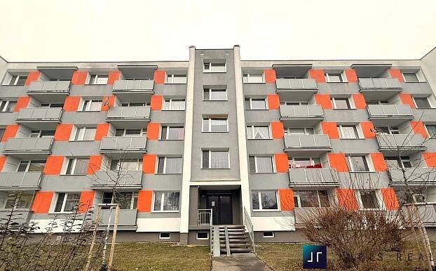 Prodej bytu 4+1 / 2 lodžie; OV; 86 m² – Roudnice nad Labem – Realitní kancelář JURIS REAL, spol. s r.o. – Praha