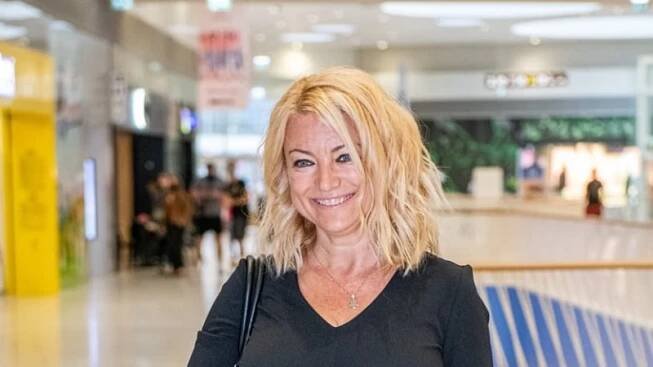 Největší sexbomba osmdesátých let Eva Vejmělková se vrátila před kameru a muži po ní znovu šílí!