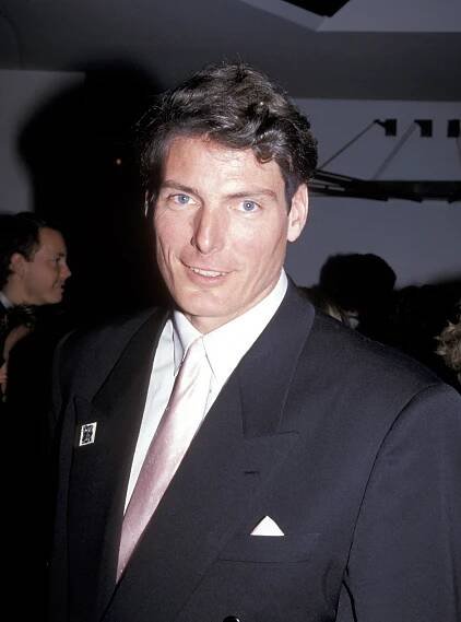 Christopher Reeve in a suit in 1991.