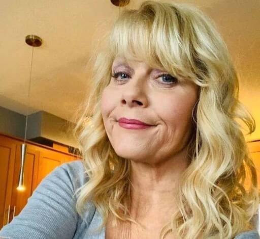 Hallmark Cast Wise Hallmark Christmas Movies 2023 rd - mrDustBin
