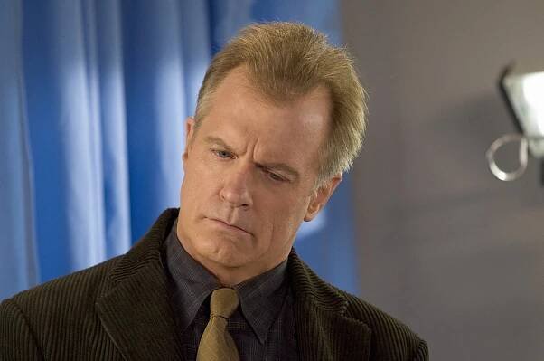 Sedmé nebe - A Pain in the Neck - Z filmu - Stephen Collins