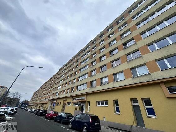 tř. Budovatelů, Most