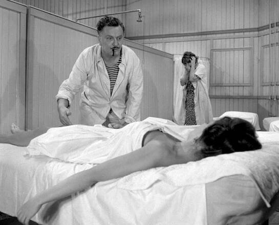 Hříšní lidé města pražského - Turecké náušnice - Z filmu - Robert Vrchota, Jiřina Steimarová