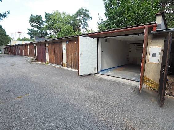 Prodej garáže, 19m², Blansko – Salmova – ATELIER 09