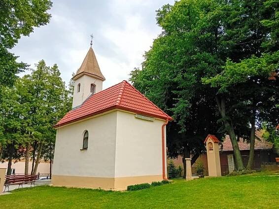 Kaplnka Sedembolestnej Panny Márie Radošovce