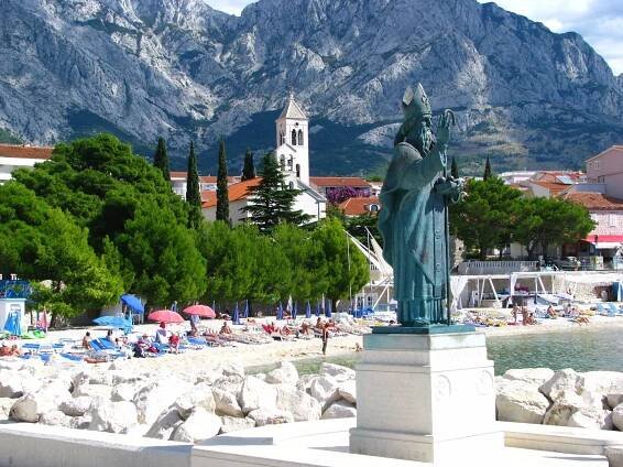 Letní dovolená v apartmánovém domě v letovisku Baška Voda v Chorvatsku
