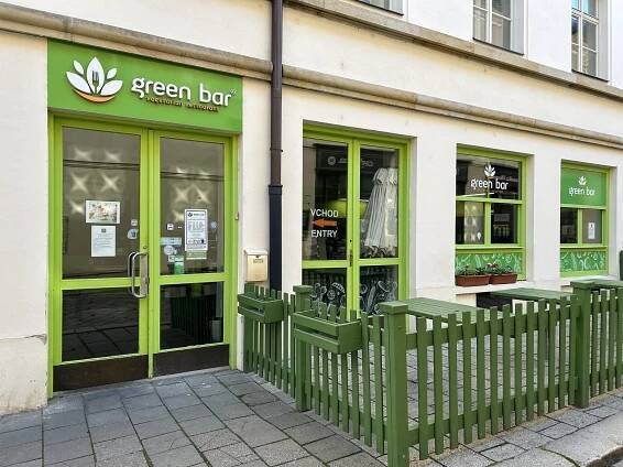 Green Bar je olomouckou hitovkou už 16 let. Co je za úspěchem obědů bez masa?